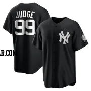 Aaron Judge Men's New York Yankees Black/White Replica Jersey