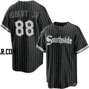 Luis Robert Jr. Youth Chicago White Sox Black Replica 2021 City Connect Jersey