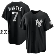 Mickey Mantle Men's New York Yankees Black/White Replica Jersey