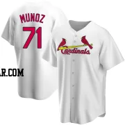 Roddery Munoz Men's St. Louis Cardinals White Replica Home Jersey