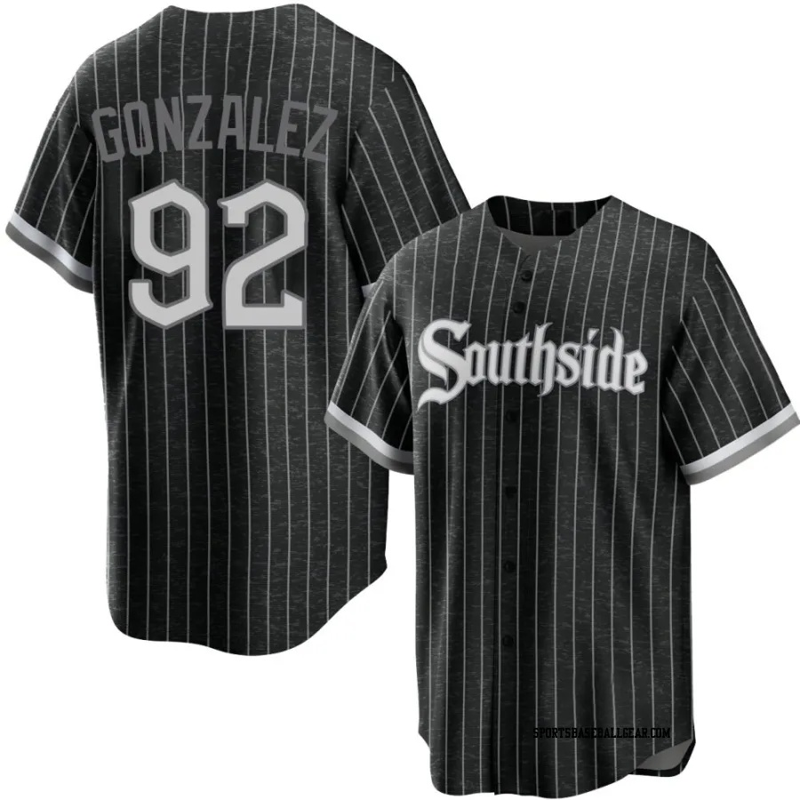 Wikelman Gonzalez Men's Chicago White Sox Black Replica 2021 City Connect Jersey